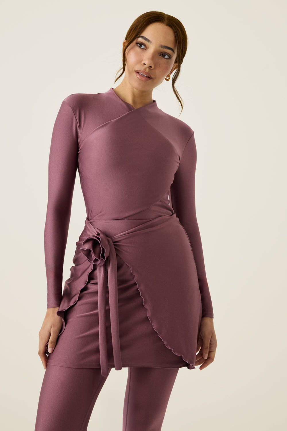 #color_plum